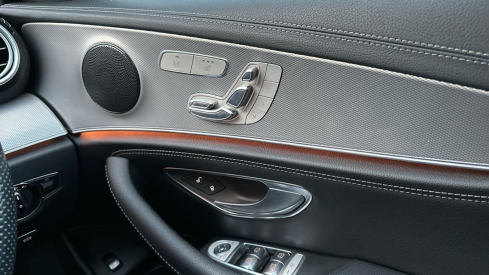 Used Mercedes-Benz E Class 2018 for sale - 76254959: Photo 30