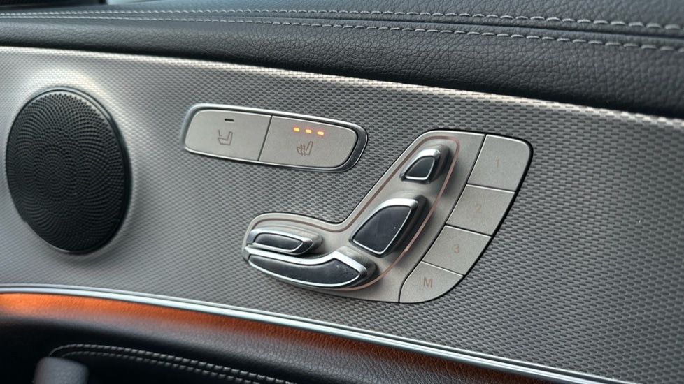 Used Mercedes-Benz E Class 2018 for sale - 76254959: Photo 34