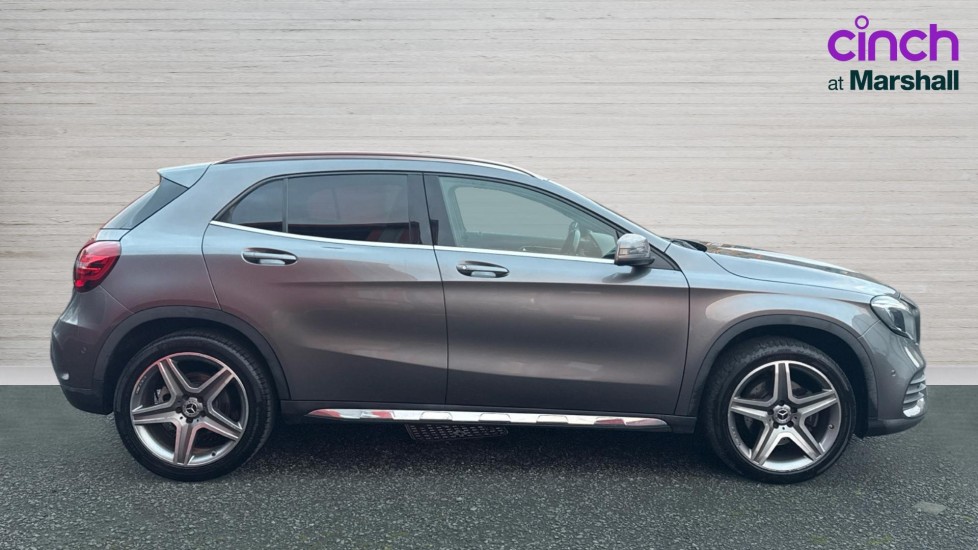 Used Mercedes-Benz GLA 2018 for sale - 76914891: Photo 2