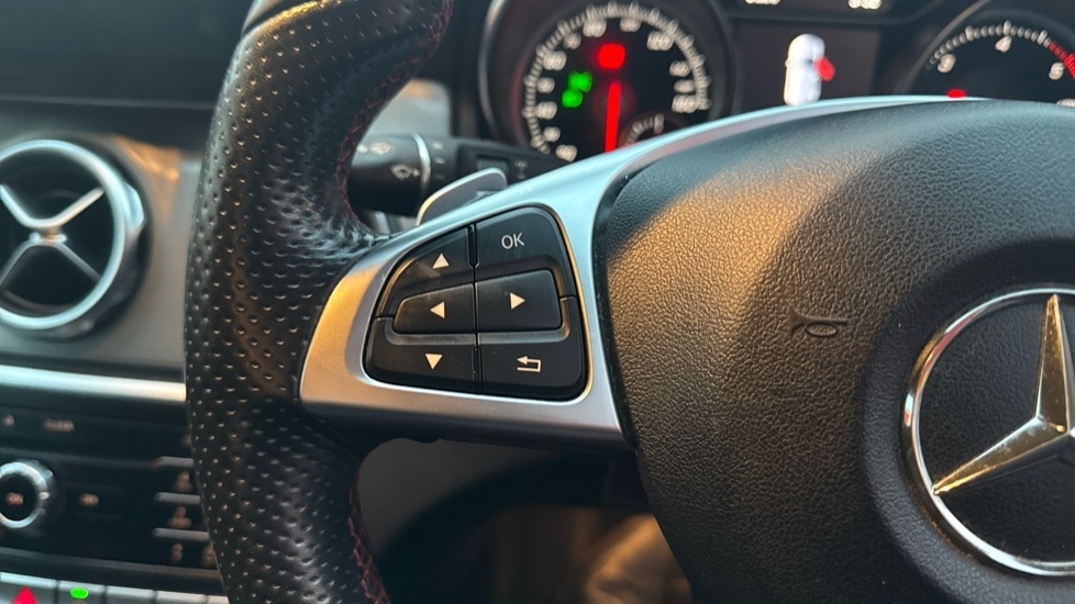 Used Mercedes-Benz GLA 2018 for sale - 76914891: Photo 22