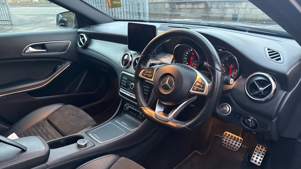 Used Mercedes-Benz GLA 2018 for sale - 76914891: Photo 9