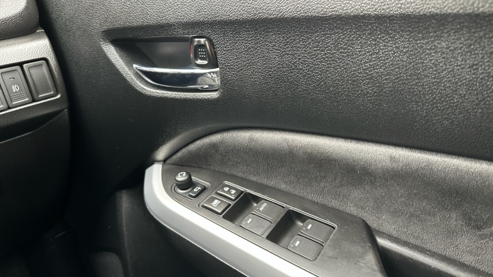 Used Suzuki Vitara 2017 for sale - 76556866: Photo 30