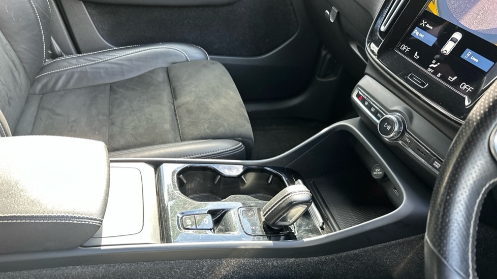 Used Volvo XC40 2020 for sale - 76773199: Photo 26