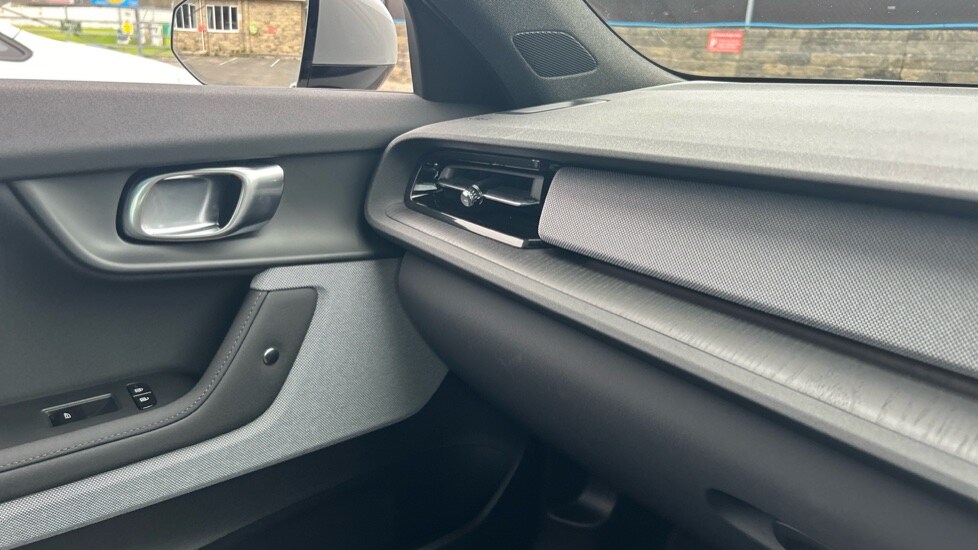 Used Polestar Polestar 2 2025 for sale - 76208738: Photo 31