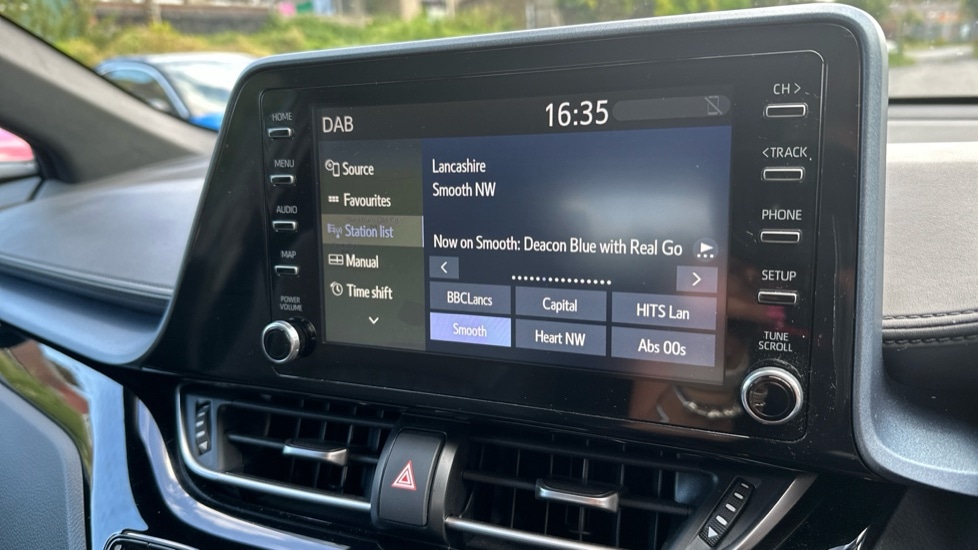 Used Toyota C-HR 2020 for sale - 76494007: Photo 32