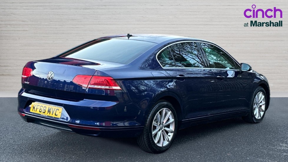 Used Volkswagen Passat 2019 for sale - 76780157: Photo 3