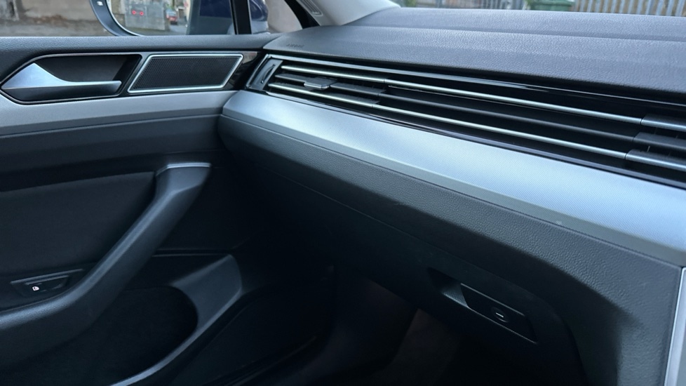 Used Volkswagen Passat 2019 for sale - 76780157: Photo 31