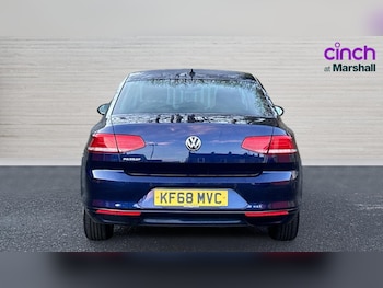 Used Volkswagen Passat 2019 for sale - 76780157: Photo