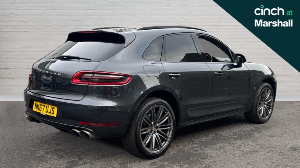 Used Porsche Macan 2017 for sale - 76297621: Photo 3