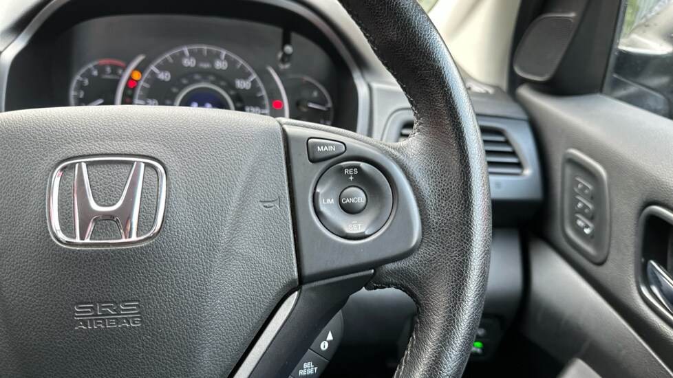 Used Honda CR-V 2015 for sale - 76977698: Photo 22