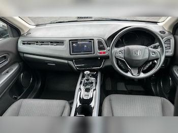 Used Honda HR-V 2016 for sale - 75763550: Photo