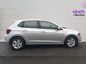 Used Volkswagen Polo 2018 for sale - 76696349: Photo