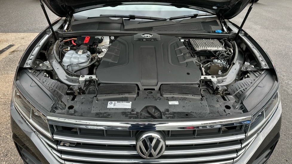 Used Volkswagen Touareg 2019 for sale - 76466202: Photo 16