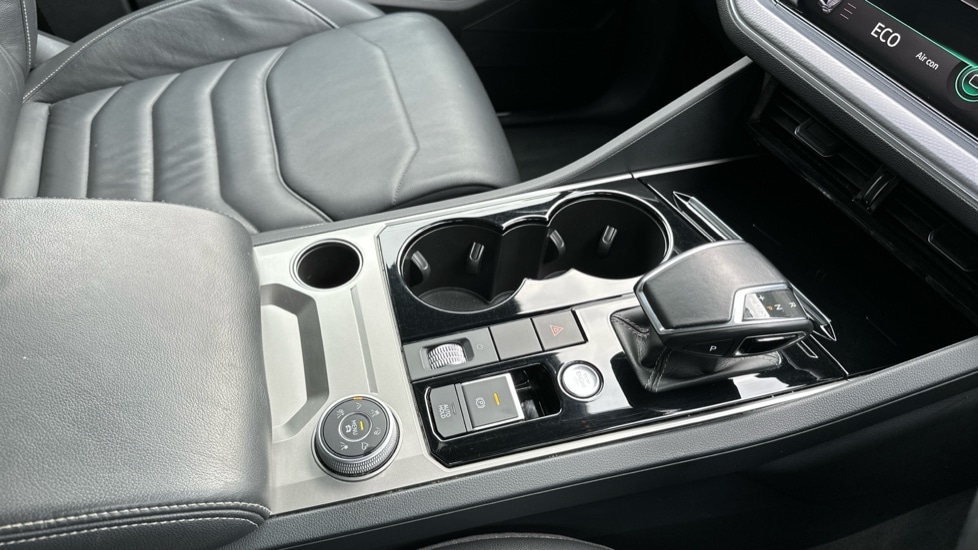 Used Volkswagen Touareg 2019 for sale - 76466202: Photo 27