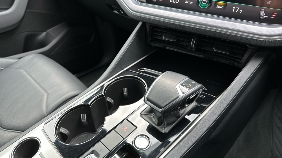 Used Volkswagen Touareg 2019 for sale - 76466202: Photo 28