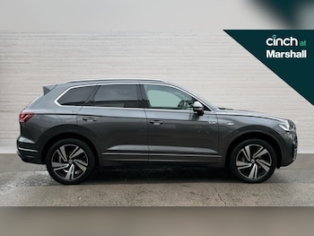 Used Volkswagen Touareg 2019 for sale - 76466202: Photo