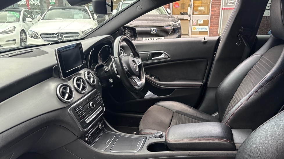 Used Mercedes-Benz CLA 2016 for sale - 76803967: Photo 10