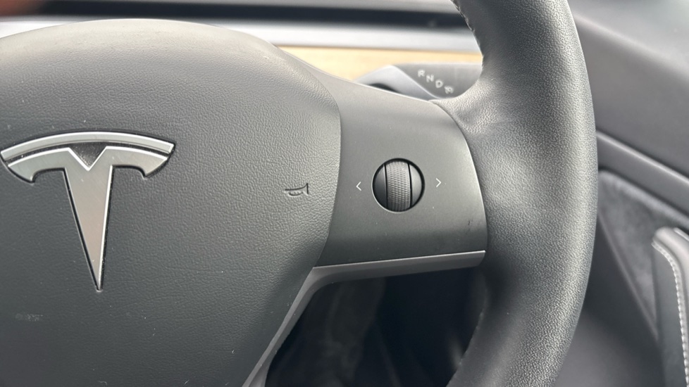 Used Tesla Model 3 2019 for sale - 76635749: Photo 22