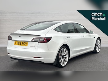 Used Tesla Model 3 2019 for sale - 76635749: Photo