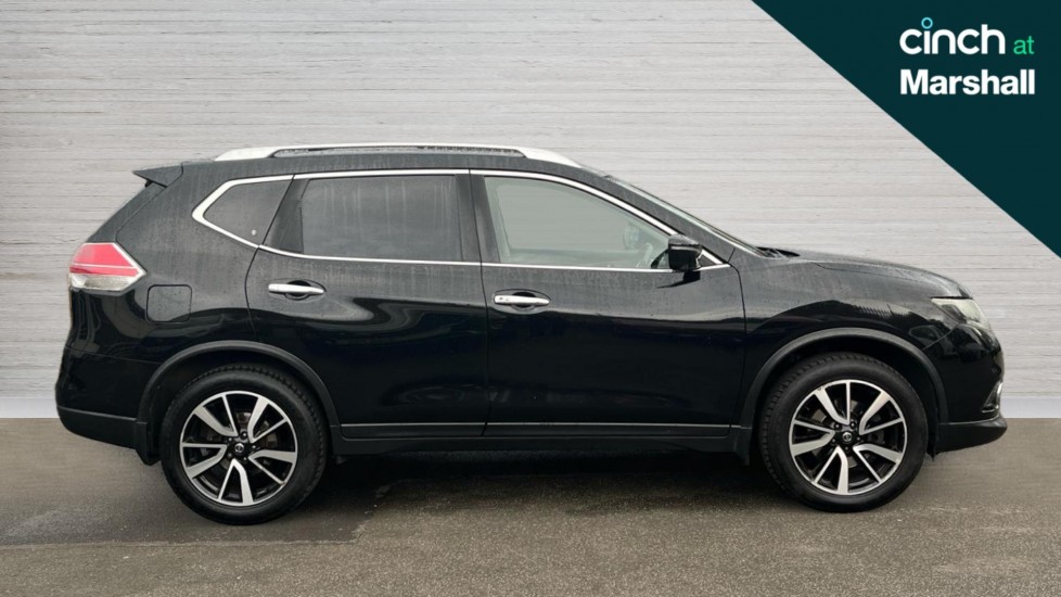 Used Nissan X-Trail 2017 for sale - 76544437: Photo 2