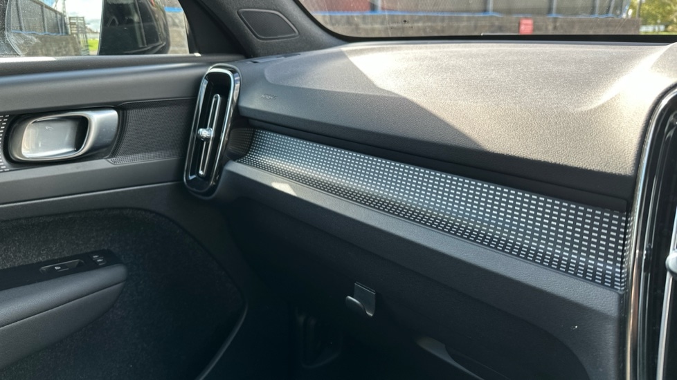 Used Volvo XC40 2020 for sale - 76533870: Photo 21