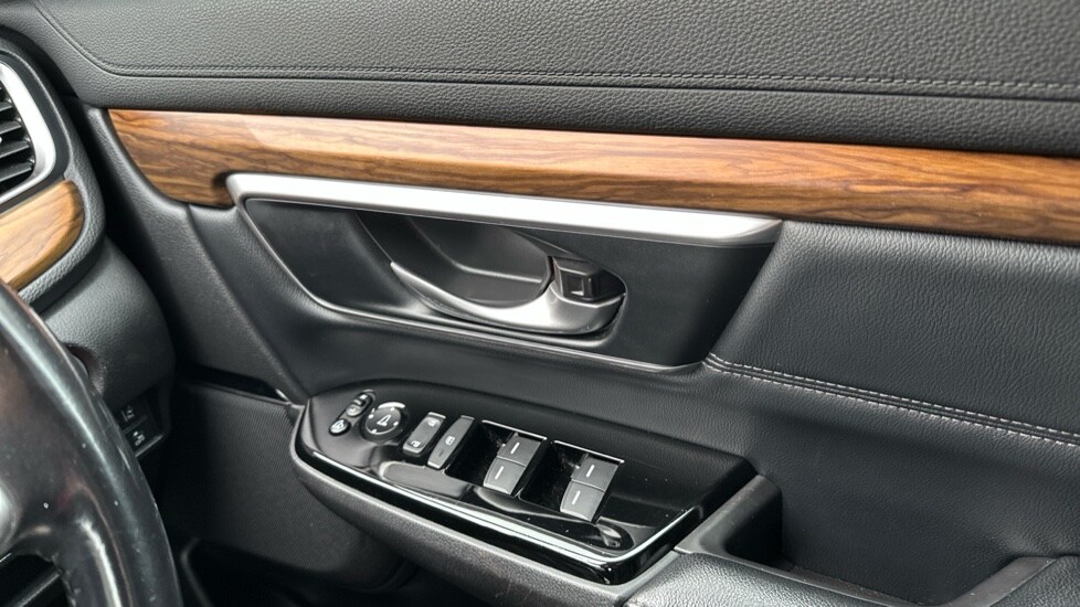 Used Honda CR-V 2019 for sale - 76393563: Photo 28