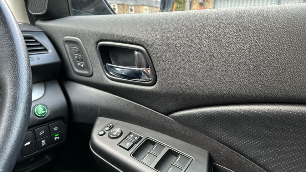 Used Honda CR-V 2015 for sale - 76575006: Photo 28