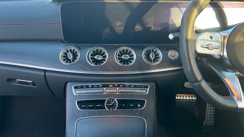 Used Mercedes-Benz E Class 2019 for sale - 76999278: Photo 12