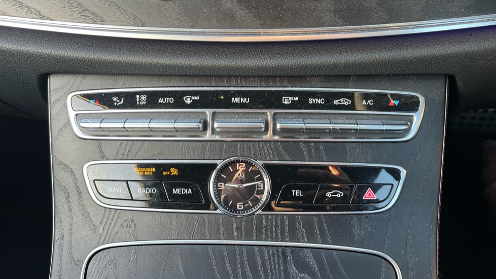 Used Mercedes-Benz E Class 2019 for sale - 76999278: Photo 30