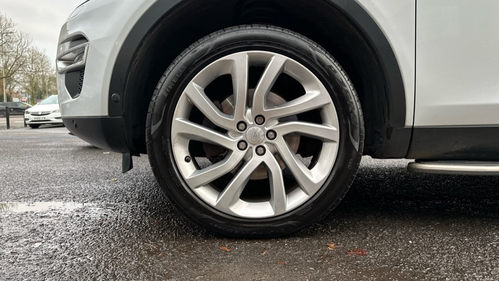 Used Land Rover Discovery Sport 2015 for sale - 76514708: Photo 17