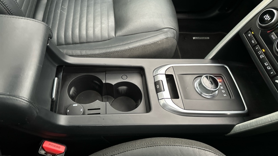 Used Land Rover Discovery Sport 2015 for sale - 76514708: Photo 27