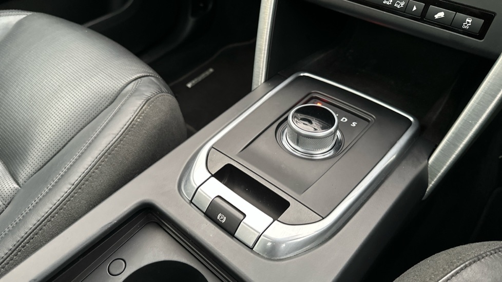 Used Land Rover Discovery Sport 2015 for sale - 76514708: Photo 28