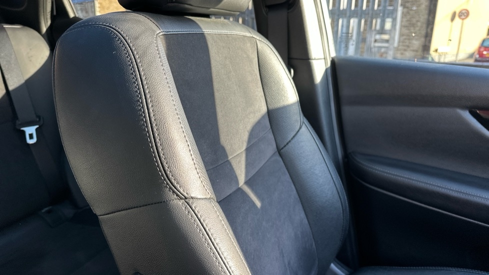 Used Nissan Qashqai 2017 for sale - 77035906: Photo 21