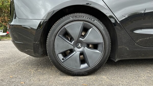Used Tesla Model 3 2021 for sale - 76154740: Photo 19