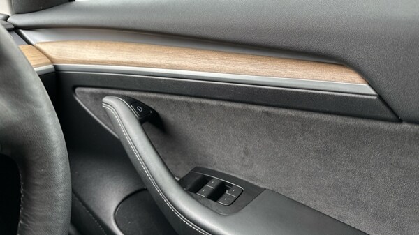 Used Tesla Model 3 2021 for sale - 76154740: Photo 30