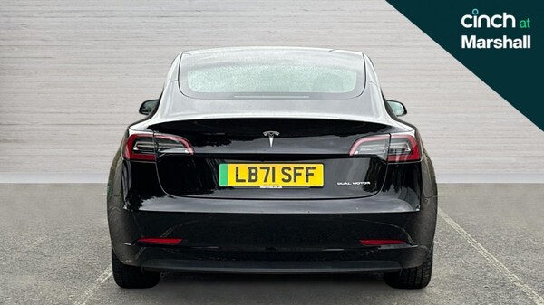 Used Tesla Model 3 2021 for sale - 76154740: Photo 4