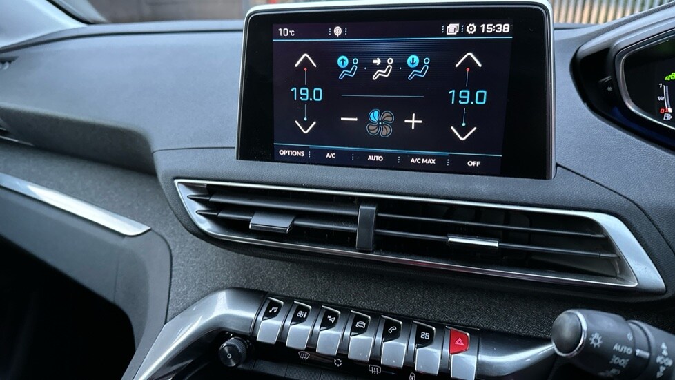 Used Peugeot 5008 2019 for sale - 76881852: Photo 32