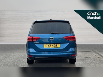 Used Volkswagen Touran 2020 for sale - 76140159: Photo
