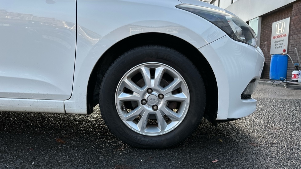 Used Hyundai i20 2016 for sale - 77060716: Photo 20