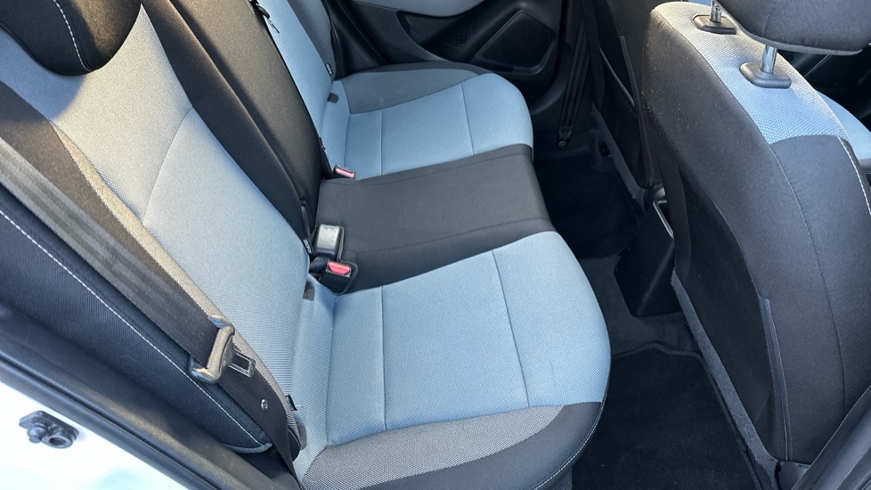 Used Hyundai i20 2016 for sale - 77060716: Photo 32