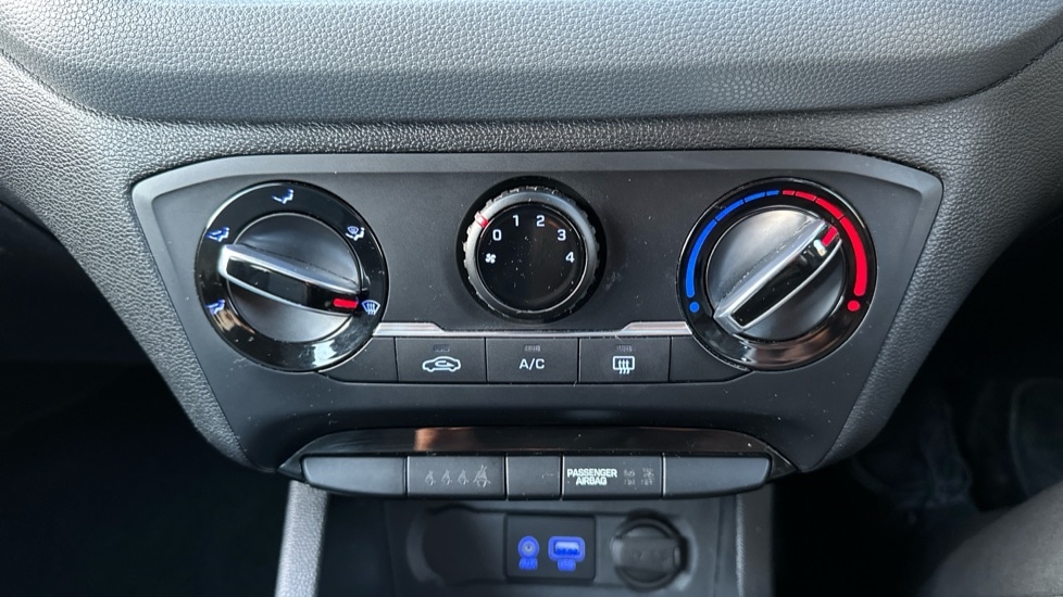 Used Hyundai i20 2016 for sale - 77060716: Photo 33