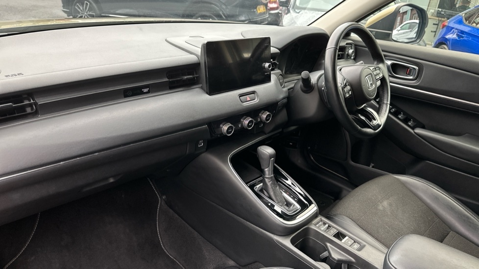 Used Honda HR-V 2021 for sale - 76140362: Photo 2