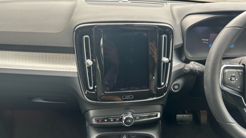 Used Volvo XC40 2023 for sale - 75992736: Photo 12