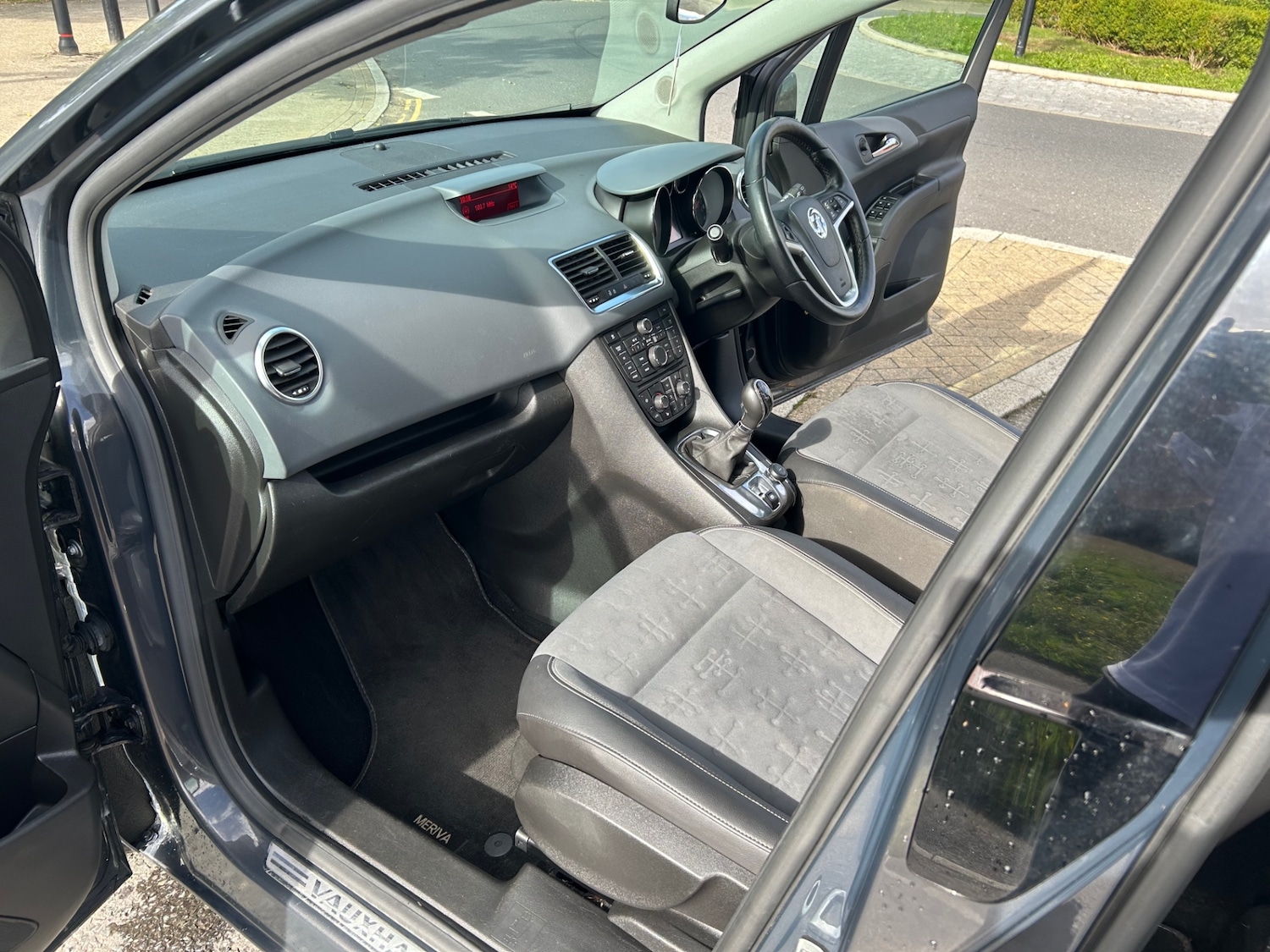 Vehicle 14