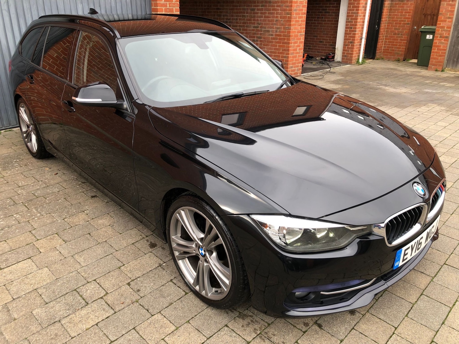Used BMW 3 Series 2016 for sale - 76343990: Photo 1