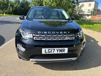 Used Land Rover Discovery Sport 2017 for sale - 79623512: Photo