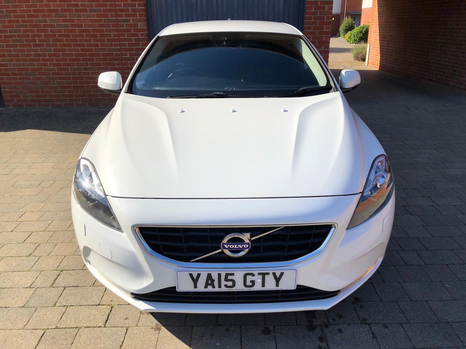 Used Volvo V40 2015 for sale - 76026286: Photo 4