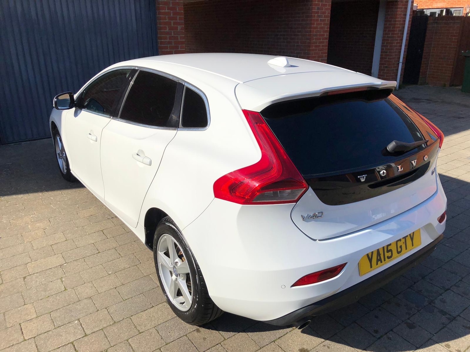 Used Volvo V40 2015 for sale - 76026286: Photo 5