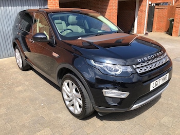 Used Land Rover Discovery Sport 2017 for sale - 77446436: Photo