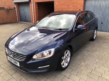 Used Volvo V60 2014 for sale - 78339486: Photo